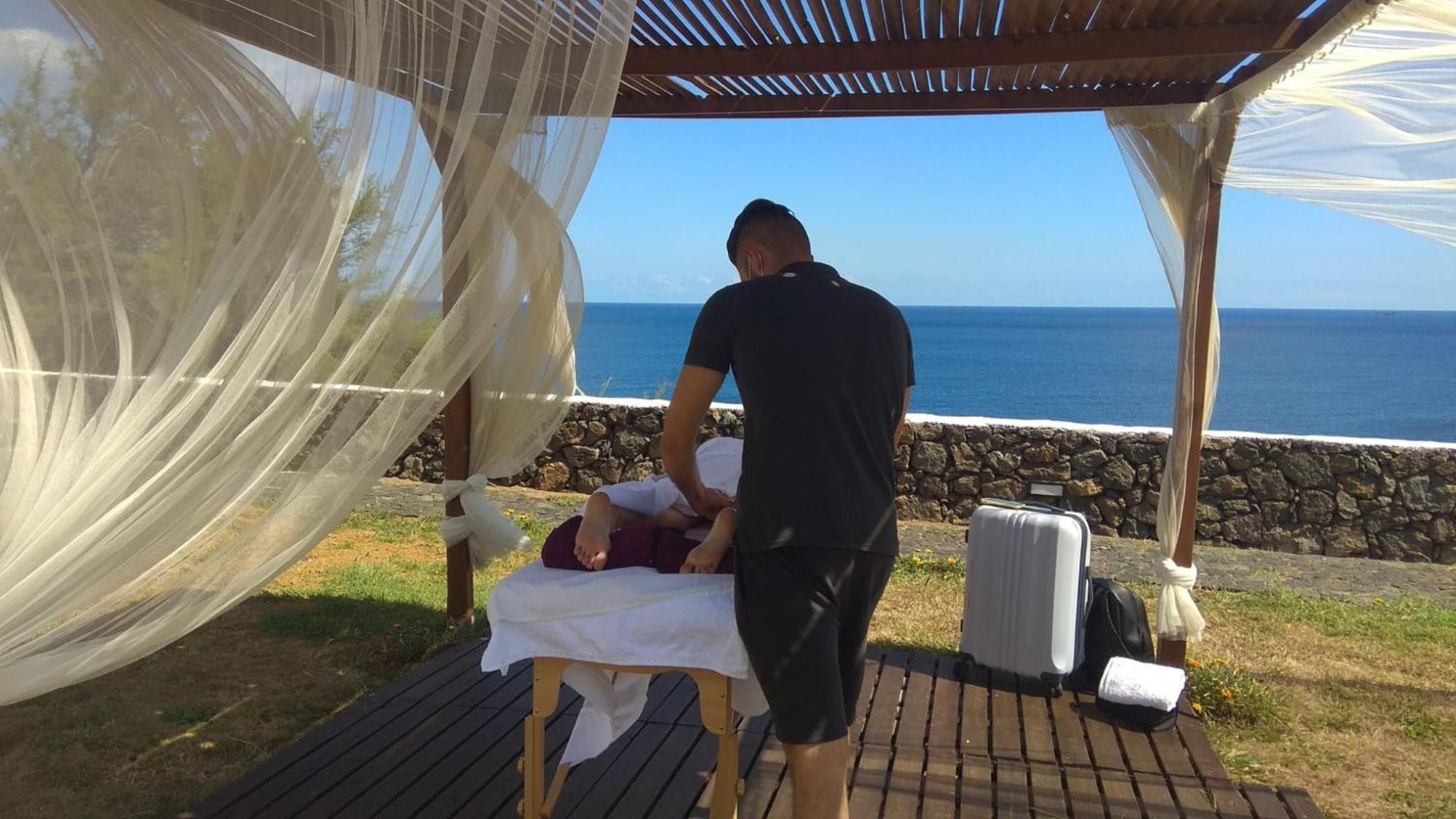 Alluar Lodge Angra do Heroísmo Eksteriør billede